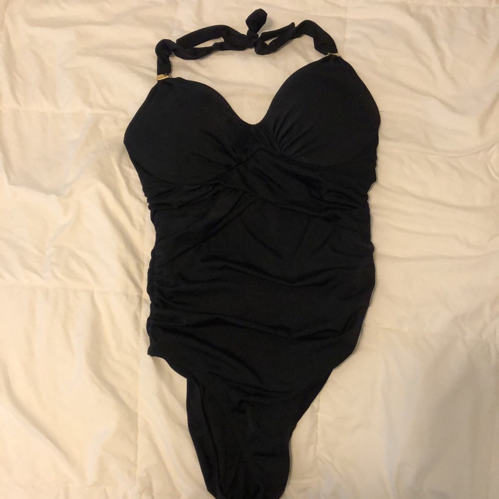 VS Shaping swimwear in black size 8C